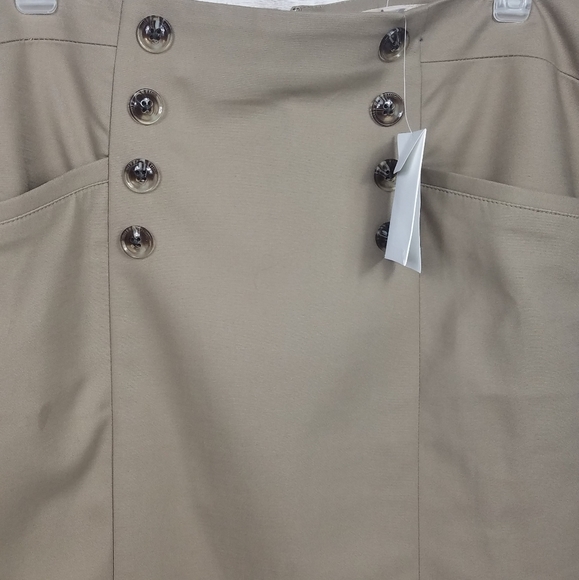 NWT, Banana Republic, khaki, Sz 12 - Picture 3 of 10